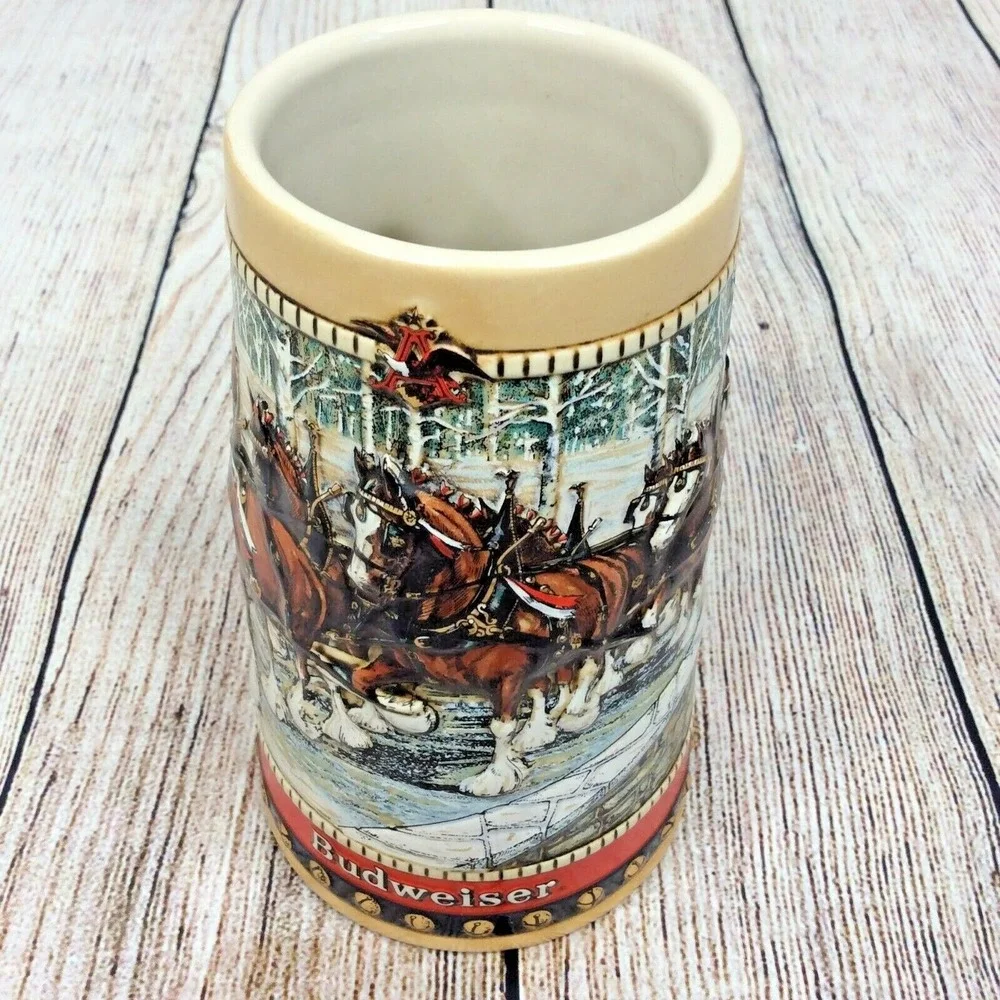 1988 Anheuser Busch Budweiser Clydesdale‎ Holiday Beer Stein Collectors Series